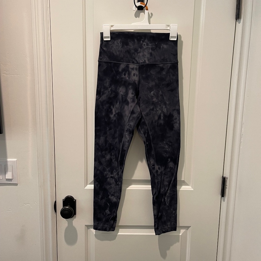 Black & Gray Tie-Die Align Leggings